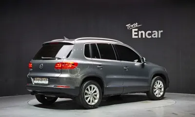 Volkswagen Tiguan 2013, 151012 км, за 5600000 KRW