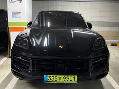 Porsche Cayenne 2024, 27800 км, за 93380000 KRW