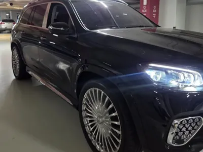 Mercedes-Benz GLS-Class · 2026 год