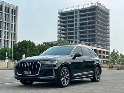 Audi Q7 · 2020 год