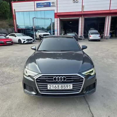 Audi A6 · 2021 год