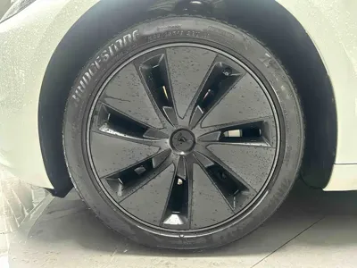 Tesla Model 3 2025, 21300 км, за 211800 CNY - фото 6