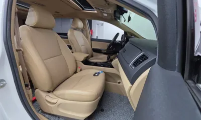 Kia Canival 2016, 112280 км, за 10900000 KRW - фото 10