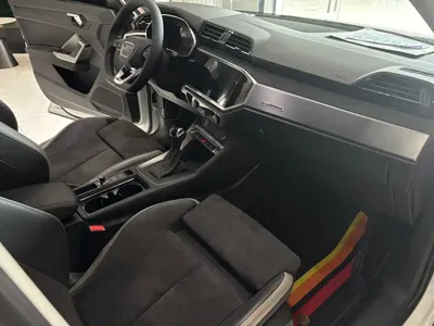 Audi Q3 2022, 51000 км, за 171800 CNY - фото 20