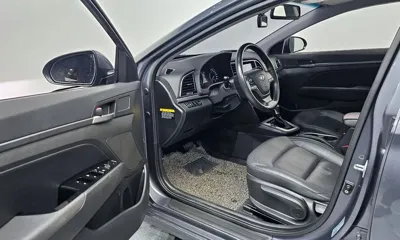 Hyundai Avante 2017, 138639 км, за 8500000 KRW - фото 10