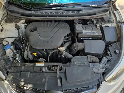 Hyundai Elantra Langdong 2015, 133300 км, за 28500 CNY - фото 10