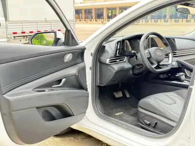 Hyundai Elantra 2022, 30000 км, за 76800 CNY - фото 13