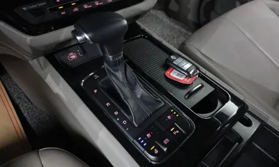 Kia Canival 2018, 213081 км, за 9900000 KRW - фото 9