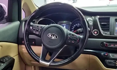 Kia Canival 2019, 142784 км, за 14500000 KRW - фото 9