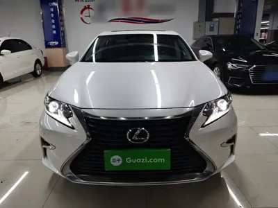 Lexus ES 2016, 46600 км, за 106000 CNY