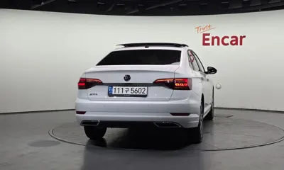 Volkswagen Jetta 2021, 16699 км, за 33500000 KRW