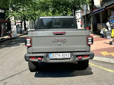 Jeep Gladiator 2023, 68000 км, за 45000000 KRW