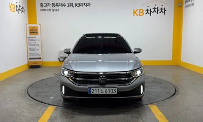 Volkswagen Jetta 2023, 33309 км, за 26300000 KRW