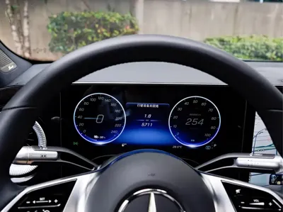 Mercedes-Benz 奔驰CLA新能源 2025, 5000 км, за 229800 CNY - фото 10