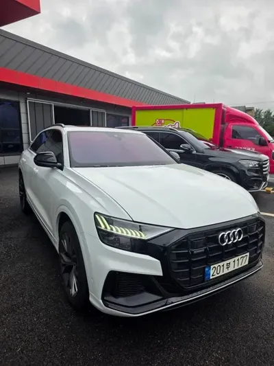 Audi Q8 · 2022 год