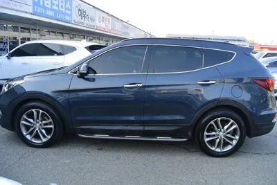 Hyundai Santafe 2016, 134025 км, за 11800000 KRW