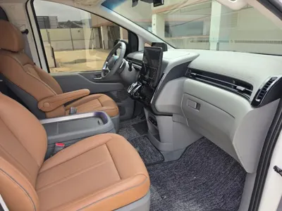 Hyundai Staria 2025, 2499 км, за 66000000 KRW - фото 8