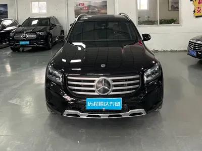 Mercedes-Benz GLB 2025, 13000 км, за 168000 CNY