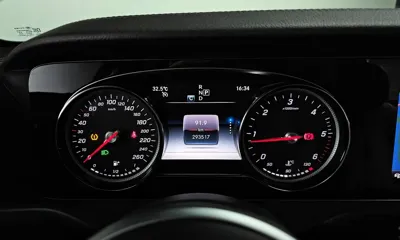 Mercedes-Benz E-Class 2019, 293517 км, за 15990000 KRW - фото 8
