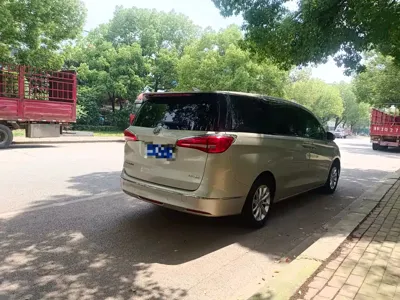 Buick GL8 2019, 95000 км, за 99800 CNY - фото 8
