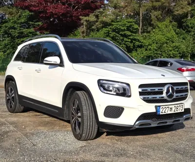 Mercedes-Benz GLB-Class · 2021 год