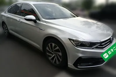 Volkswagen Magotan GTE Plug-in Hybrid 2022, 80700 км, за 95947.2 CNY