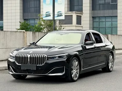 BMW 7 Series 2021, 92000 км, за 388000 CNY - фото 1