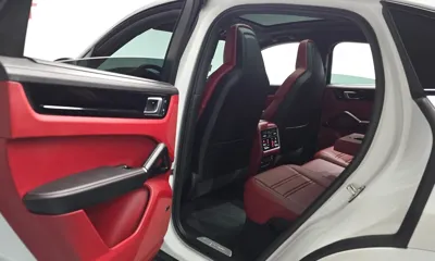 Porsche Cayenne 2023, 52978 км, за 89900000 KRW - фото 26