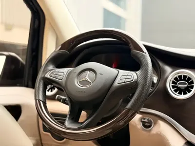 Mercedes-Benz Vito 2021, 77000 км, за 248000 CNY - фото 10