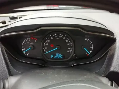 Ford Escort 2018, 103699 км, за 20800 CNY - фото 8