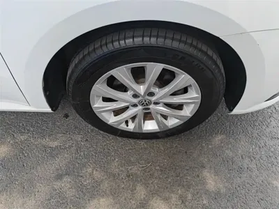 Volkswagen Lavida 2016, 137900 км, за 25400 CNY - фото 8