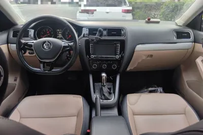 Volkswagen Sagitar 2015, 99700 км, за 36345.39 CNY - фото 10