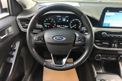 Ford Focus 2019, 77800 км, за 51059.55 CNY - фото 14