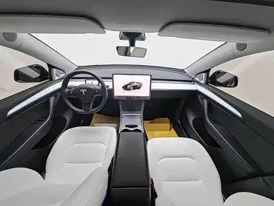 Tesla Model Y 2023, 20000 км, за 157800 CNY - фото 6