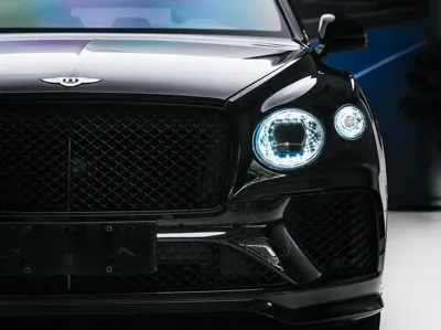Bentley Bentayga 2023, 23000 км, за 2498000 CNY