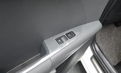 Kia Niro 2022, 3225 км, за 27490000 KRW - фото 19