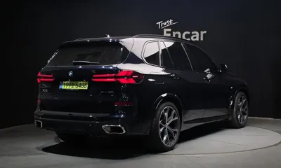 BMW X5 2025, 9825 км, за 123900000 KRW