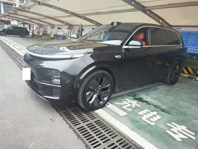 Li Auto Li L9 2023, 76000 км, за 238800 CNY