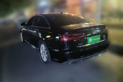 Audi A6L 2018, 104300 км, за 112268.46 CNY
