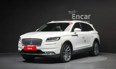 Lincoln Nautilus · 2023 год