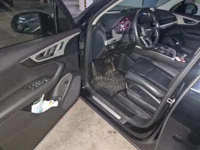 Audi Q7 2019, 85200 км, за 193292.62 CNY - фото 17
