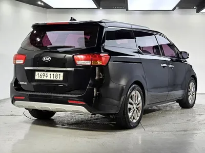 Kia Canival 2016, 239654 км, за 6190000 KRW