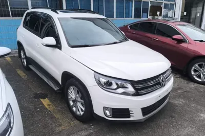 Volkswagen Tiguan 2016, 166900 км, за 55695.76 CNY