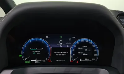 Toyota Alphard 2025, 21180 км, за 99900000 KRW - фото 8