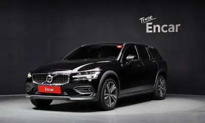 Volvo V60 · 2020 год