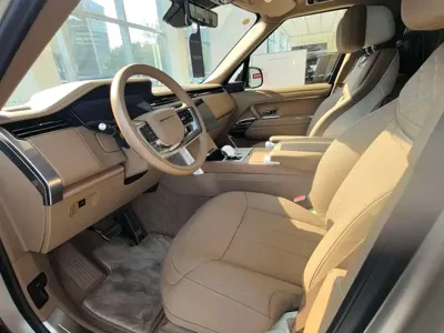 Land Rover Range Rover 0, 100 км, за 3618000 CNY