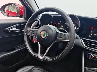 Alfa Romeo Giulia 2019, 63000 км, за 109800 CNY - фото 16
