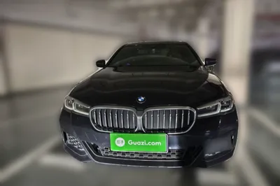 BMW 5 Series 2022, 101300 км, за 194911.38 CNY