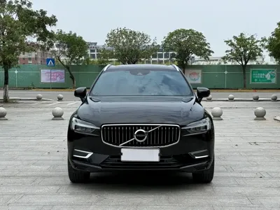 Volvo XC60 2021, 127000 км, за 119800 CNY