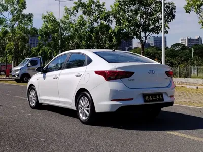 Hyundai Verna 2017, 86000 км, за 23800 CNY - фото 7